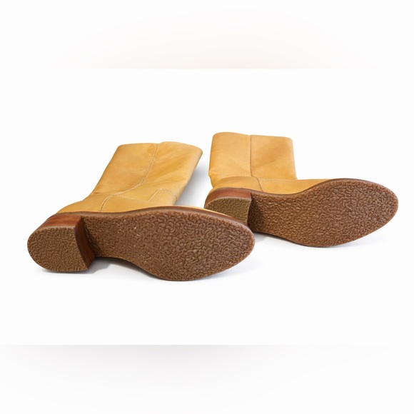 Frye Camryn Tall Pull On Boots Size 8 Banana Yellow Leather NWT - Picture 8 of 8